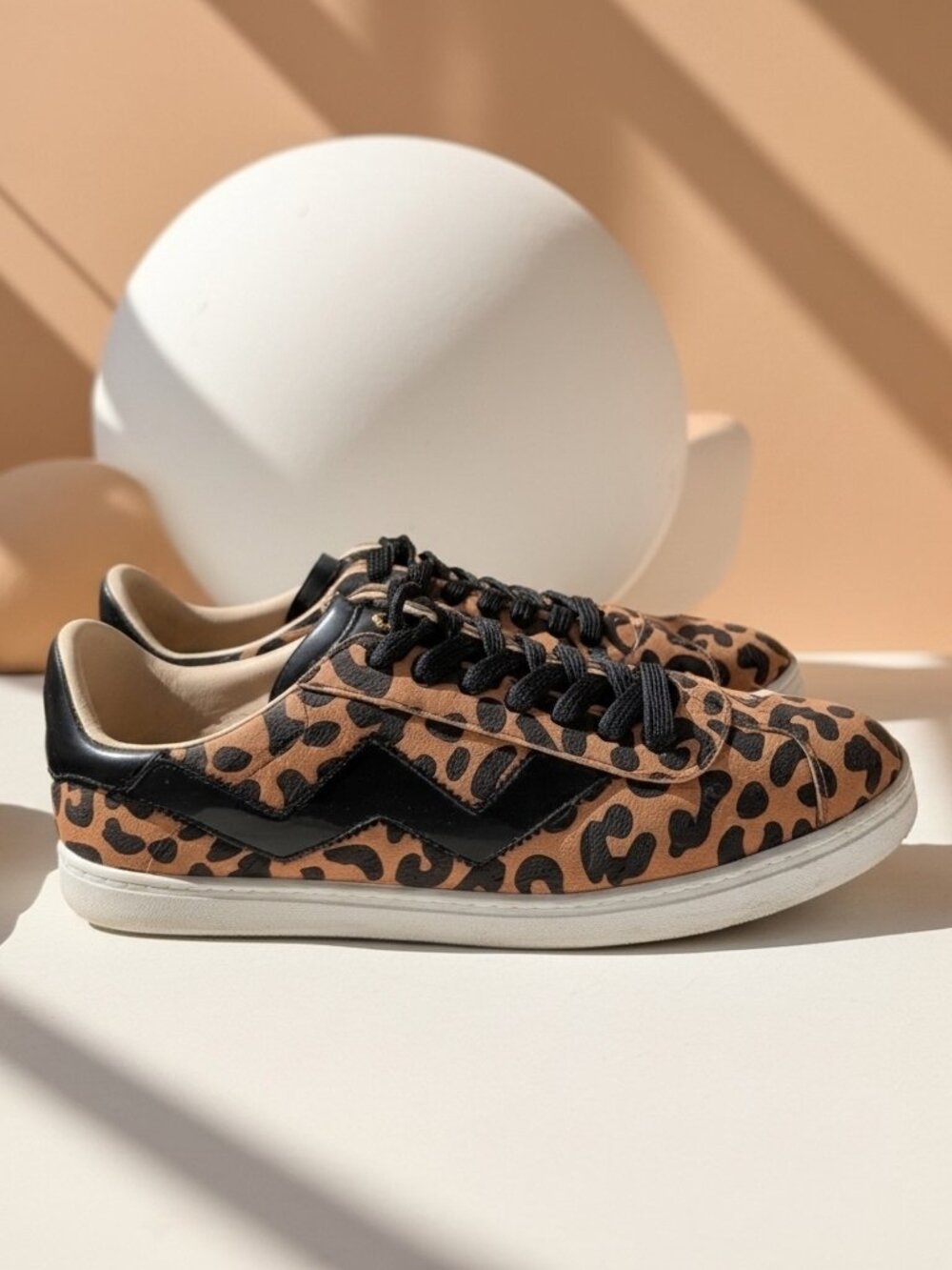 Stuart Weitzman Animal Print Daryl Leather Sneakers 8.5